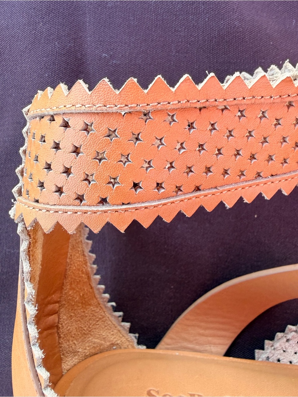 See By Chloé Tan Leather Strappy Ankle-Zip Gladiator Flat Sandals - Picture 10 of 10